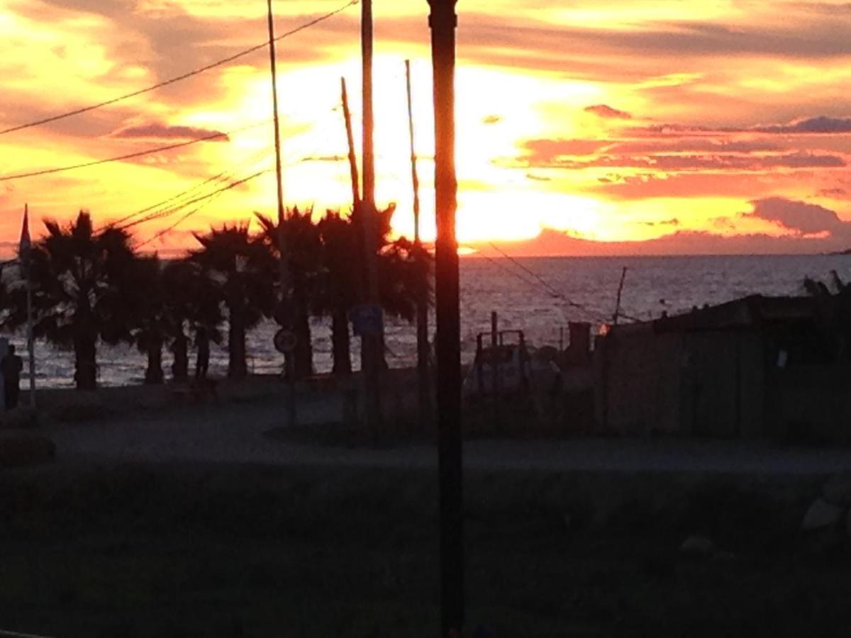Chez Alison! Central Nerja Apt Bagian luar foto