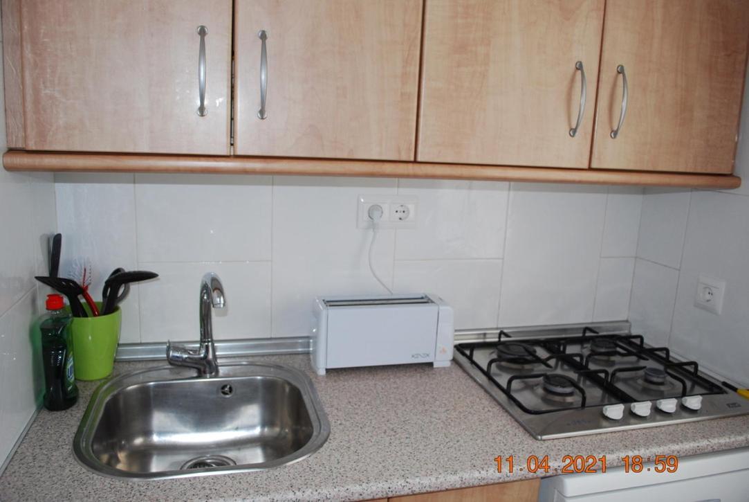 Chez Alison! Central Nerja Apt Bagian luar foto